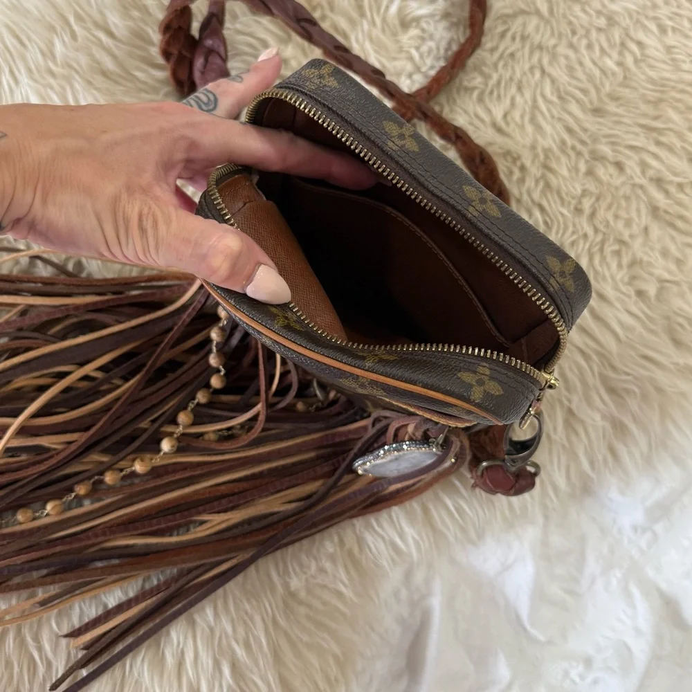 Vintage Boho Bags Louis Vuitton revamp Crossbody Bag with Fringe - Picture 5 of 6